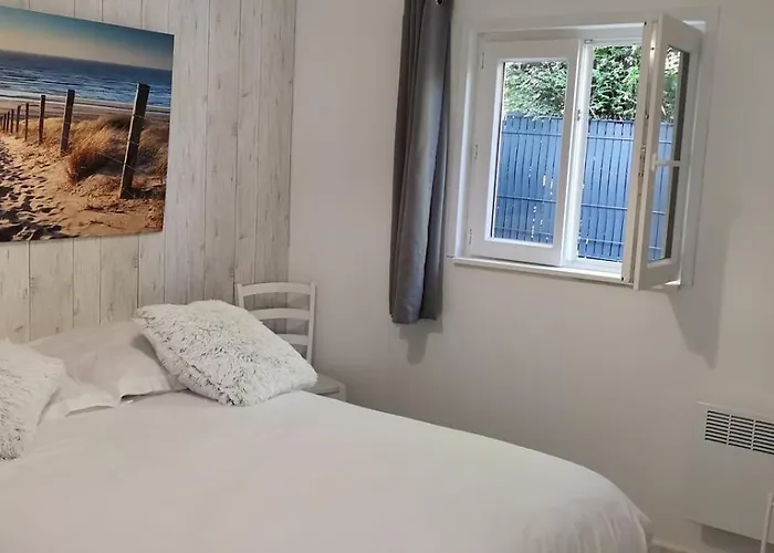 Gite Avec Piscine Couverte Et Chauffee Nyaraló Éperlecques