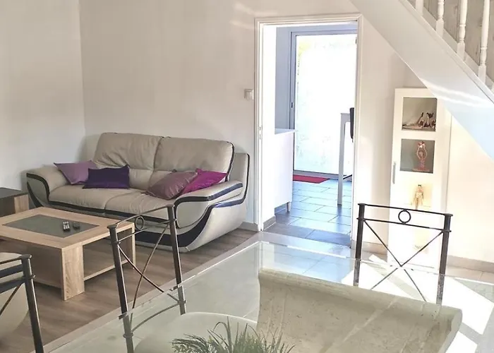 Gite Avec Piscine Couverte Et Chauffee *